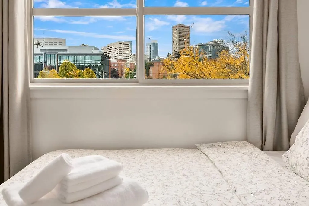 Feriehus Stylish 3 Bedroom Capitol Hill Home With 96 Walk Score Seattle